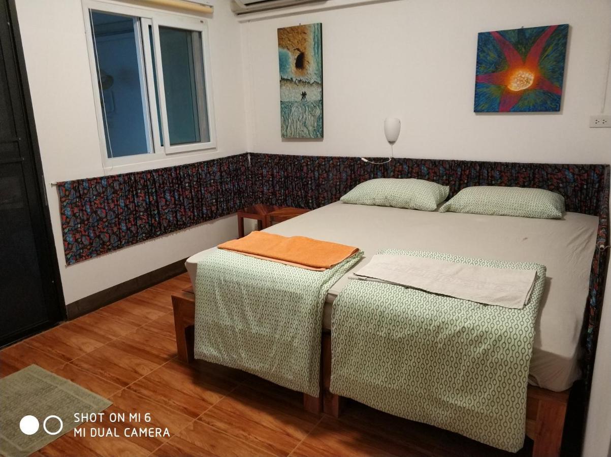 Studio Apartment 12 Floor Close To Mrt In Hua Mak Bangkok Extérieur photo